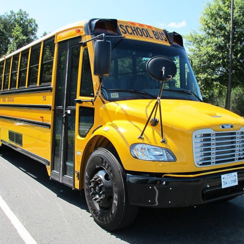 Clopoțelul sună din nou la început de an școlar în Lungulețu; primăria asigură transport gratuit elevilor din ciclul liceal