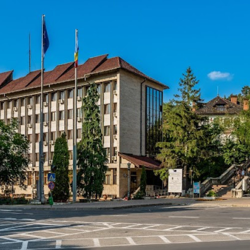 Reduceri de posturi în administrația publică locală din județul Neamț anunțate de guvern