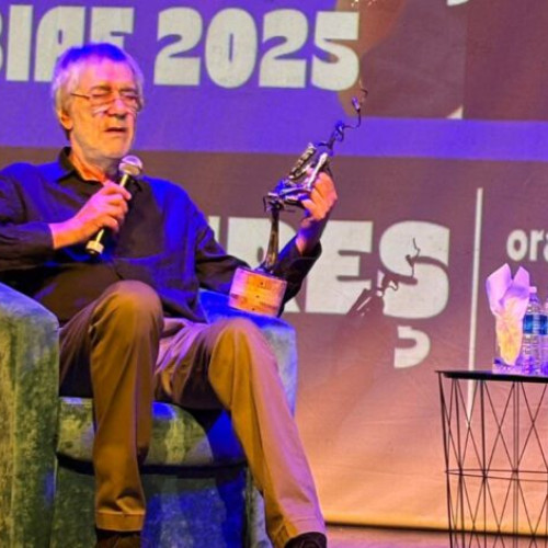 Marcel Iureș primește trofeul „Actorul” la BIAF, în Buzău