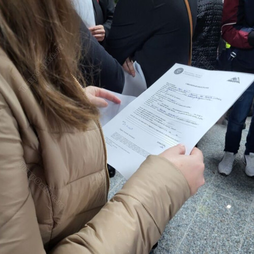 Absolvenții se pot înscrie în maximum 60 de zile pentru facilități la AJOFM, după absolvire