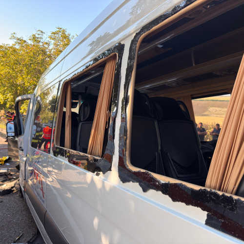 Accident rutier pe DN 24C în Santa Mare: victime și răniți