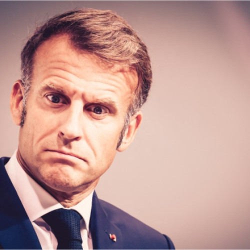 Tensiuni politice în Franța escaladează, iar demisia lui Macron nu pare să rezolve blocajul