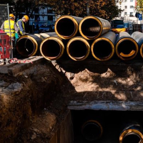 Opt din zece blocuri din București ar putea avea probleme la iarnă cu apa caldă și încălzirea
