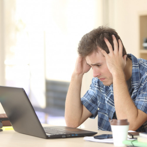 Concedierile silențioase în era AI și drepturile angajatului