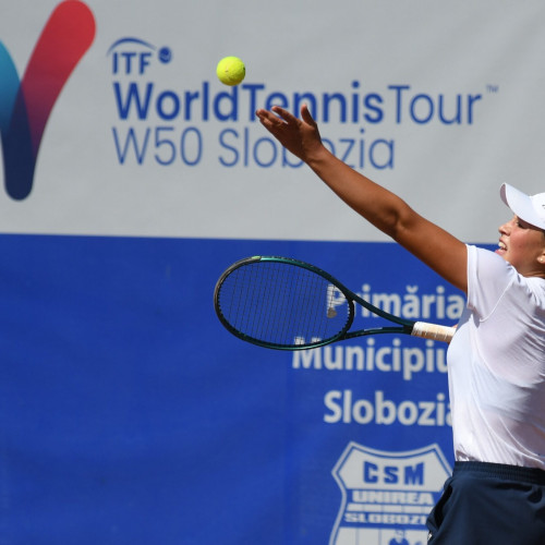 Naparis Trophy Slobozia continuă joi în sferturi de finală și în semifinale la dublu