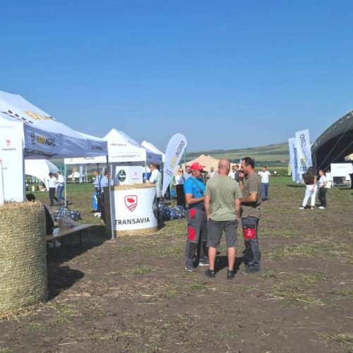 Sărbătoarea porumbului de la plug la dronă adună fermieri la Transavia Rediu, Cluj