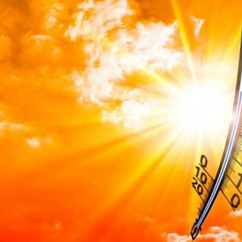 Val de căldură cu cod galben în mai multe regiuni; maxime de până la 36 de grade