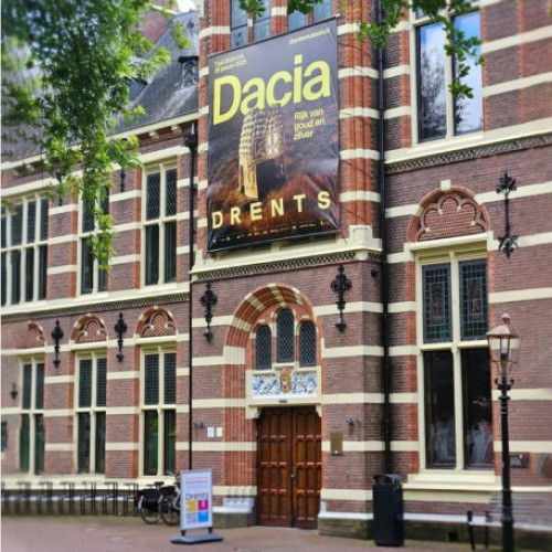 Trei dintre suspecți în cazul furtului coifului de la Coțofenești nu vor fi urmăriți penal