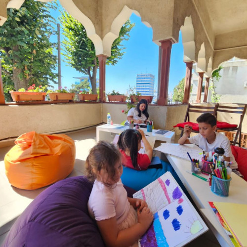 Copiii își exprimă viziunile despre vacanță la muzeul Ion Jalea