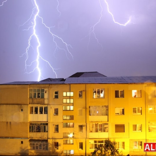 Cum să te aperi de fulgere: sfaturi pentru siguranța în timpul furtunilor