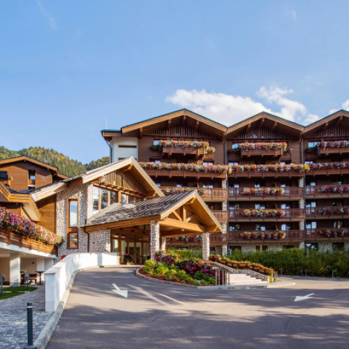 Teleferic Grand Hotel împlinește 10 ani de la redeschidere la Poiana Brașov