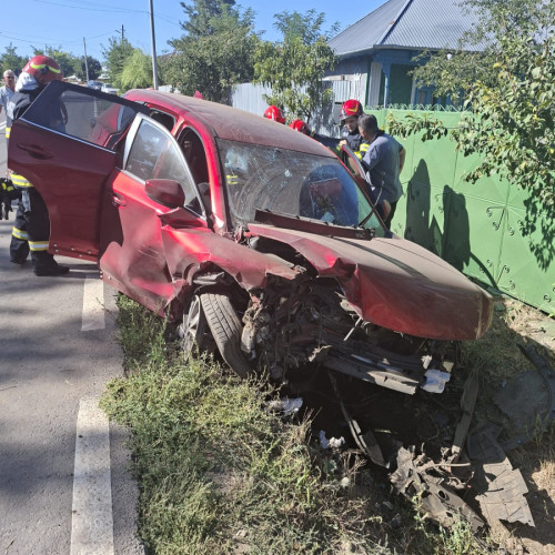 Accident grav pe Drumul Național 26 în Galați: o femeie a decedat, iar un șofer a fost rănit