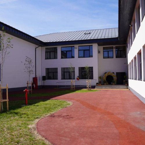 Fieni inaugurează Școala Gimnazială Diaconu Coresi, cea mai mare investiție în învățământ din Dâmbovița