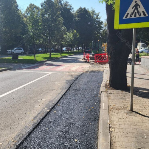Primăria explică planul de asfaltare din bordură în bordură și gestionarea costurilor de reasfaltare