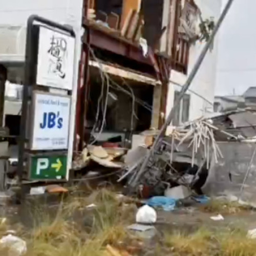 Taifun lovește coasta de est a Japoniei