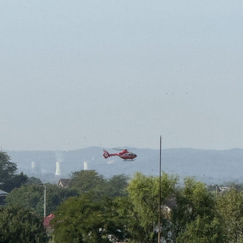 Elicopter SMURD transportă pacient grav între Târgu Jiu și Craiova