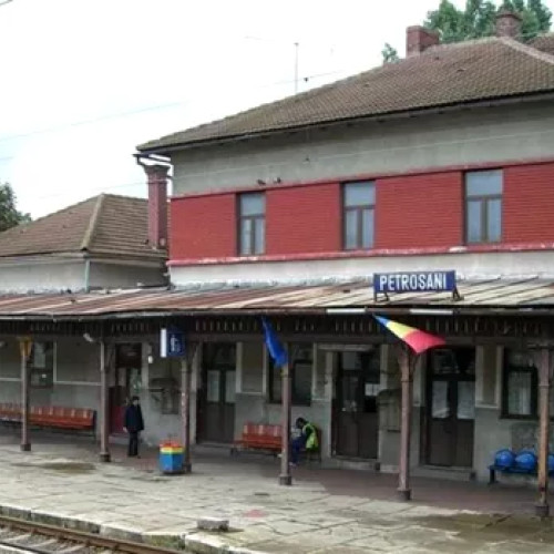 CFR Călători înregistrează un nou record de întârziere între Petroșani și Simeria