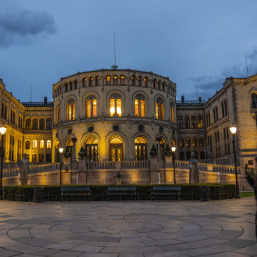 Norvegia în fața alegerilor cruciale între Partidul Laburist și centrul-dreapta