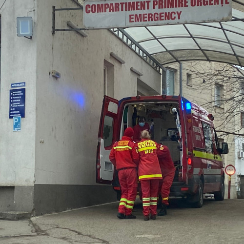 Zeci de copii din județul Botoșani ajung la spital cu arsuri și tăieturi