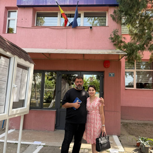 Melinda Mitran se întoarce în învățământ: interpreta din Gorj devine învățătoare la Rovinari