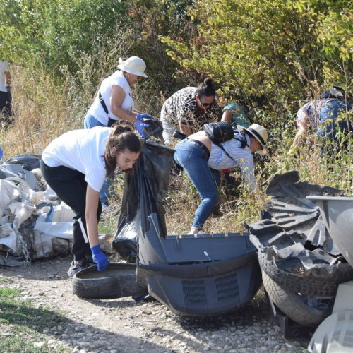 Comunitatea din Răcaro dă din nou dovadă de implicare civică