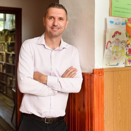 Noul an şcolar debutează într-un climat de frustrare şi nesiguranţă