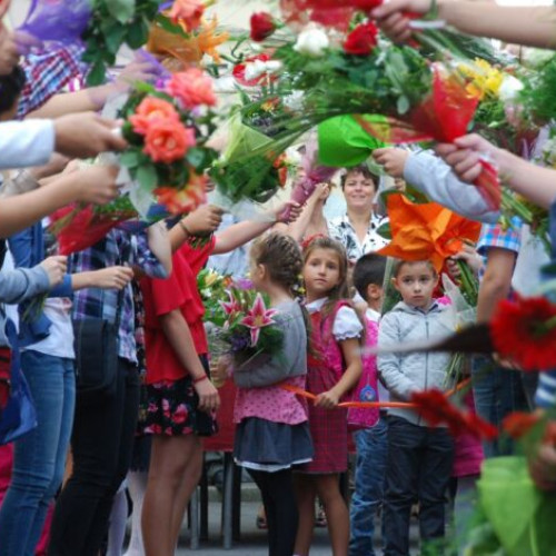 Sindicatul din învățământul preuniversitar anunță boicotul începerii anului școlar în județul Buzău