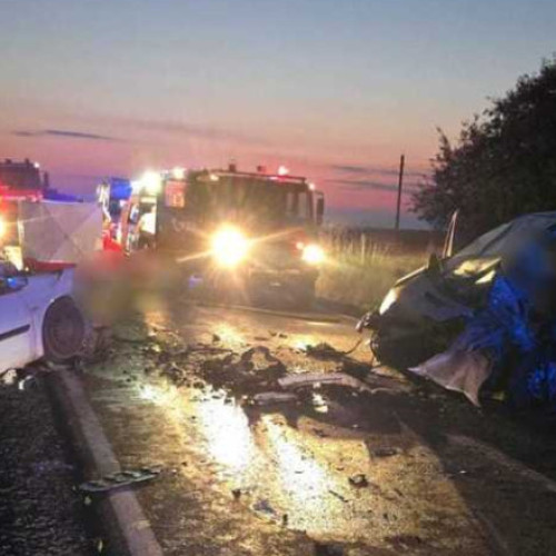 Accident grav pe DN 19 E între Sânlazăr și Chiraleu, în județul Bihor; trei persoane au murit
