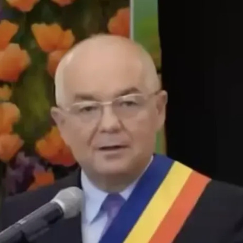 Emil Boc transmite mesaj de încurajare la începutul noului an școlar pentru elevi, profesori și părinți din Cluj-Napoca