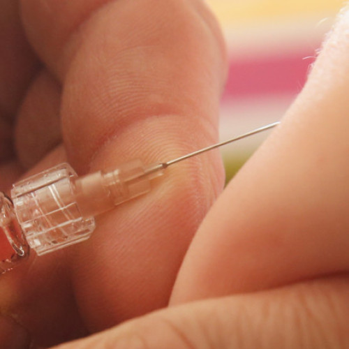 Alarmă în rândul părinților: rujeola revine în România