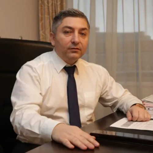 Alin Tișe îndemnă la oprire pentru reflecție în ritmul vieții moderne