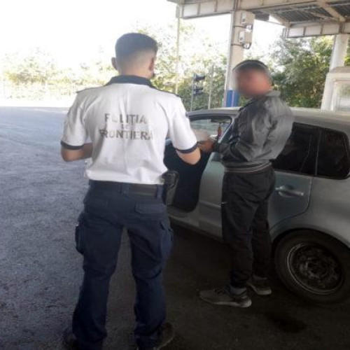 Șofer cu drept de conducere suspendat, prins la intrarea în România
