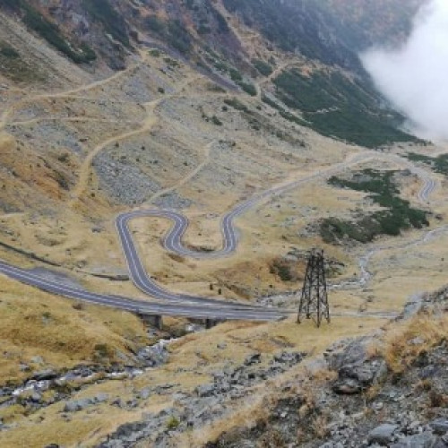 Trafic închis temporar pe DN7C între Bâlea Lac și Bâlea Cascadă pentru un spot publicitar