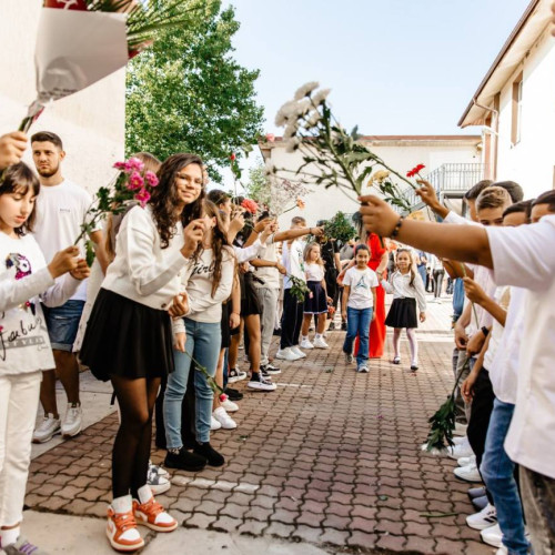 La Titu, prima zi de școală aduce emoții și bucurie în rândul elevilor