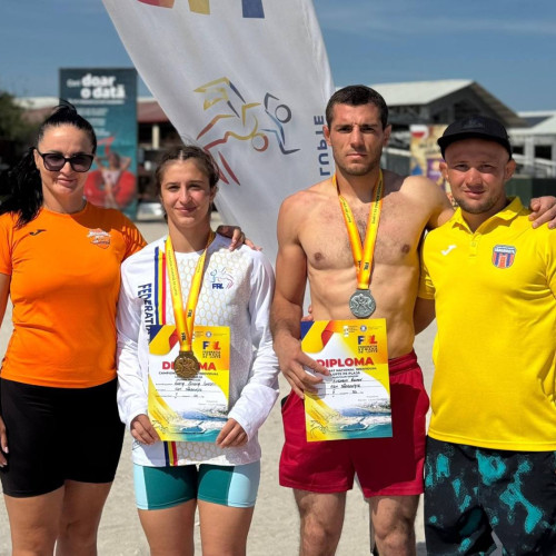 Simona Ionescu câștigă titlul național la lupte pe plajă pentru CSM Târgoviște; Volkov devine vicecampion, la Costinești