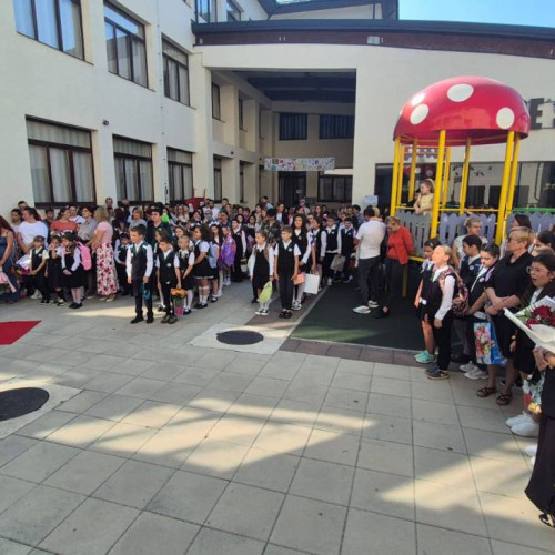 În Bezdead începe noul an școlar, cu sprijinul autorităților locale