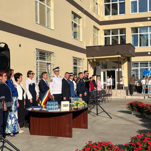 Deschiderea anului școlar la Iași: festivități și proteste