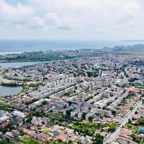 Regulile limbii române pentru titluri de știri