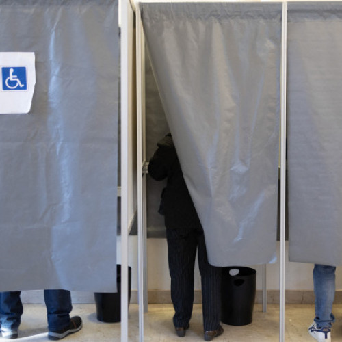 Franța: campania pentru alegerile municipale în teste de vigilență, în timp ce finanțările candidaților sunt monitorizate