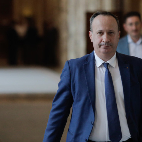 Câciu acuză pe Boloș de deficitul bugetar în creștere