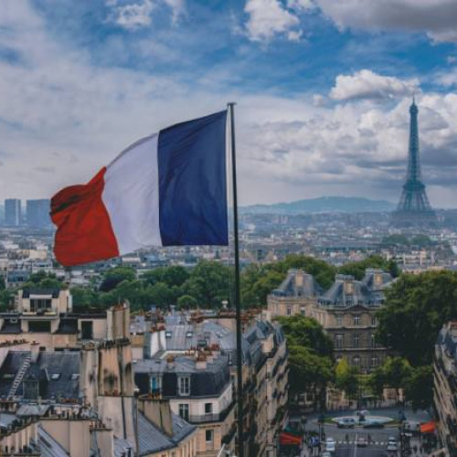 Avertizare MAE pentru românii din Franța în ziua grevei generale