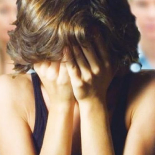 Adolescenții, sarcasmul ca semn de depresie în era digitală