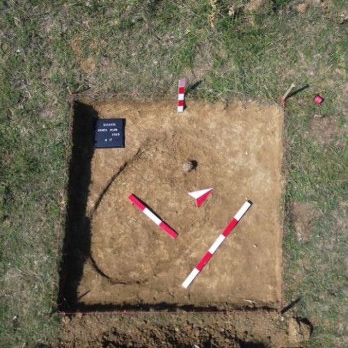 Situl funerar de la Sălcuța, datat în La Tène, extinde necropola