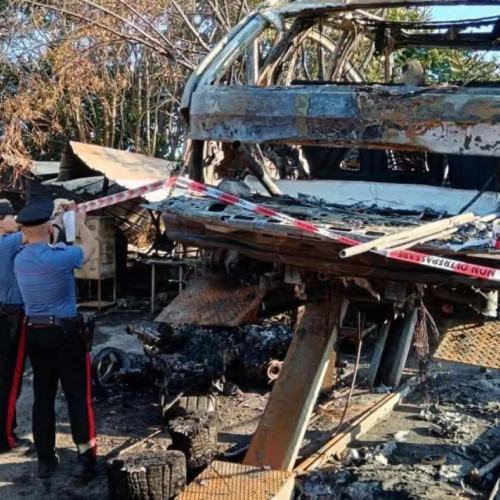 Incendiu în grădina unui român din Grottaferrata; anchetă asupra fostului boxeur Casamonica