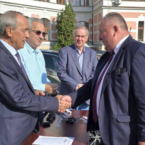 Băița primește un microbuz electric în cadrul proiectului Transport Verde