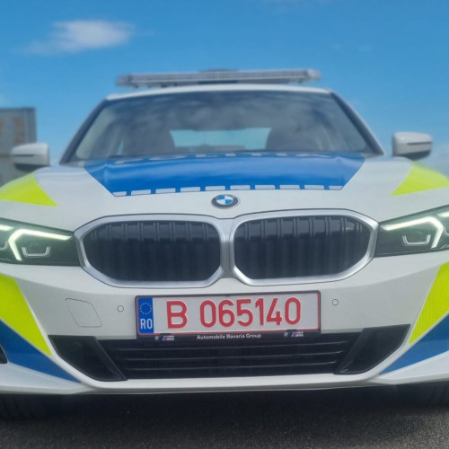 Ambulanță la locul unui accident; un bărbat este dus în arest în Mangalia