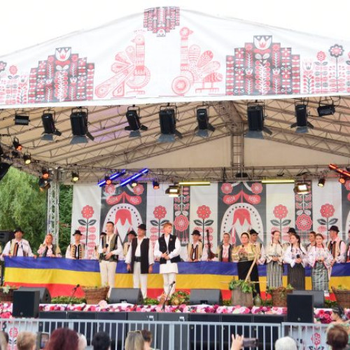 Festivalul Folcloric Otopeni aduce ansambluri și talente