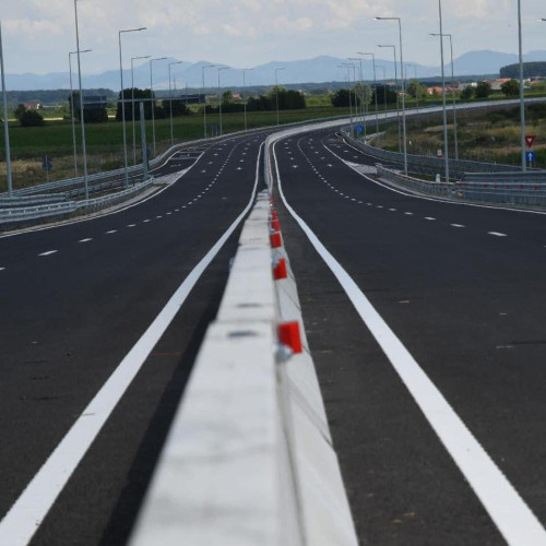 Ministrul Transporturilor face precizări despre A8 și Autostrada Unirii