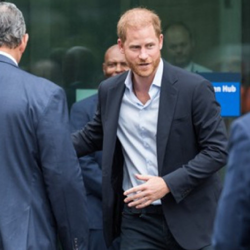 Prințul Harry se întâlnește cu Charles la Clarence House, după 20 de luni