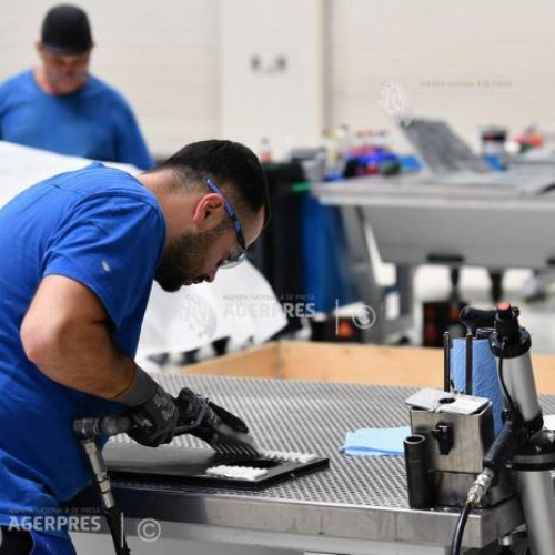 Angajați din instituții publice și companii de stat, ore suplimentare peste 12 pe zi